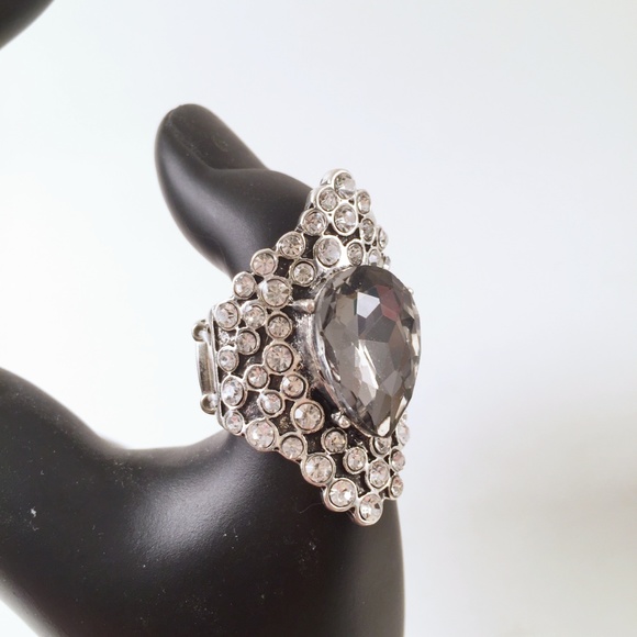 Stretch Ring Large Stone Rhinestones Fits 6-10 - Picture 2 of 7